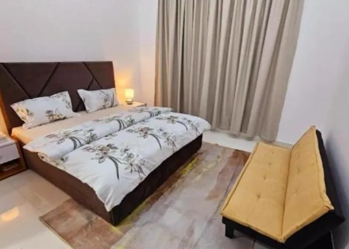 Deluxe Villa Rooms Near Dubai Airport